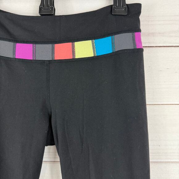 Lululemon color block waist band leggings size 8 - Picture 5 of 6